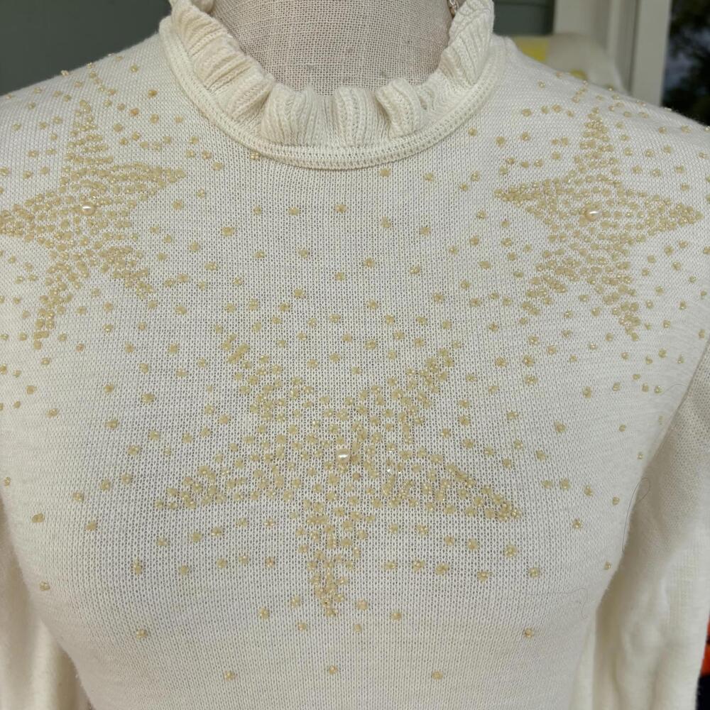 Vtg knit beaded cream sweater - Picture 2 of 5